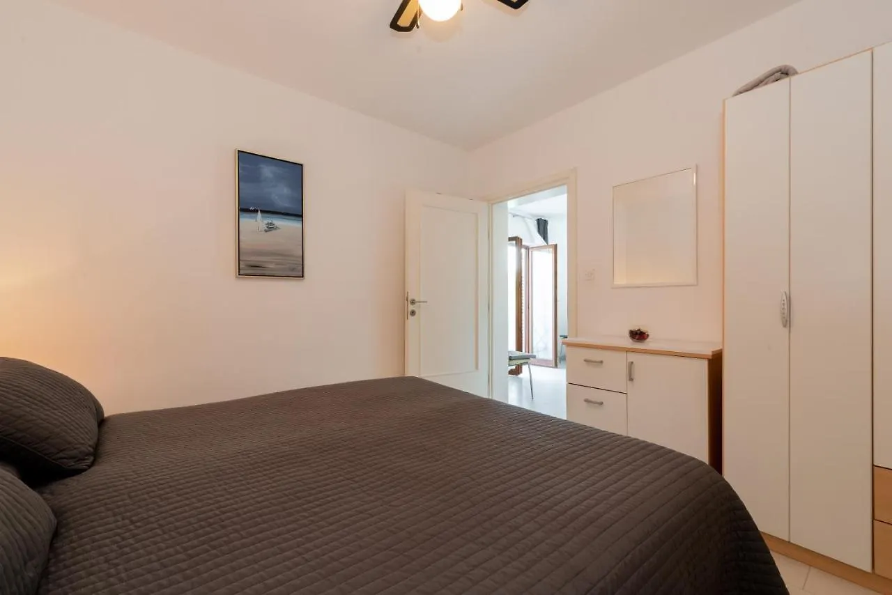 Apartments Kos Rabac